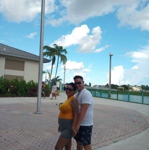 Meet your Posher, Ivis